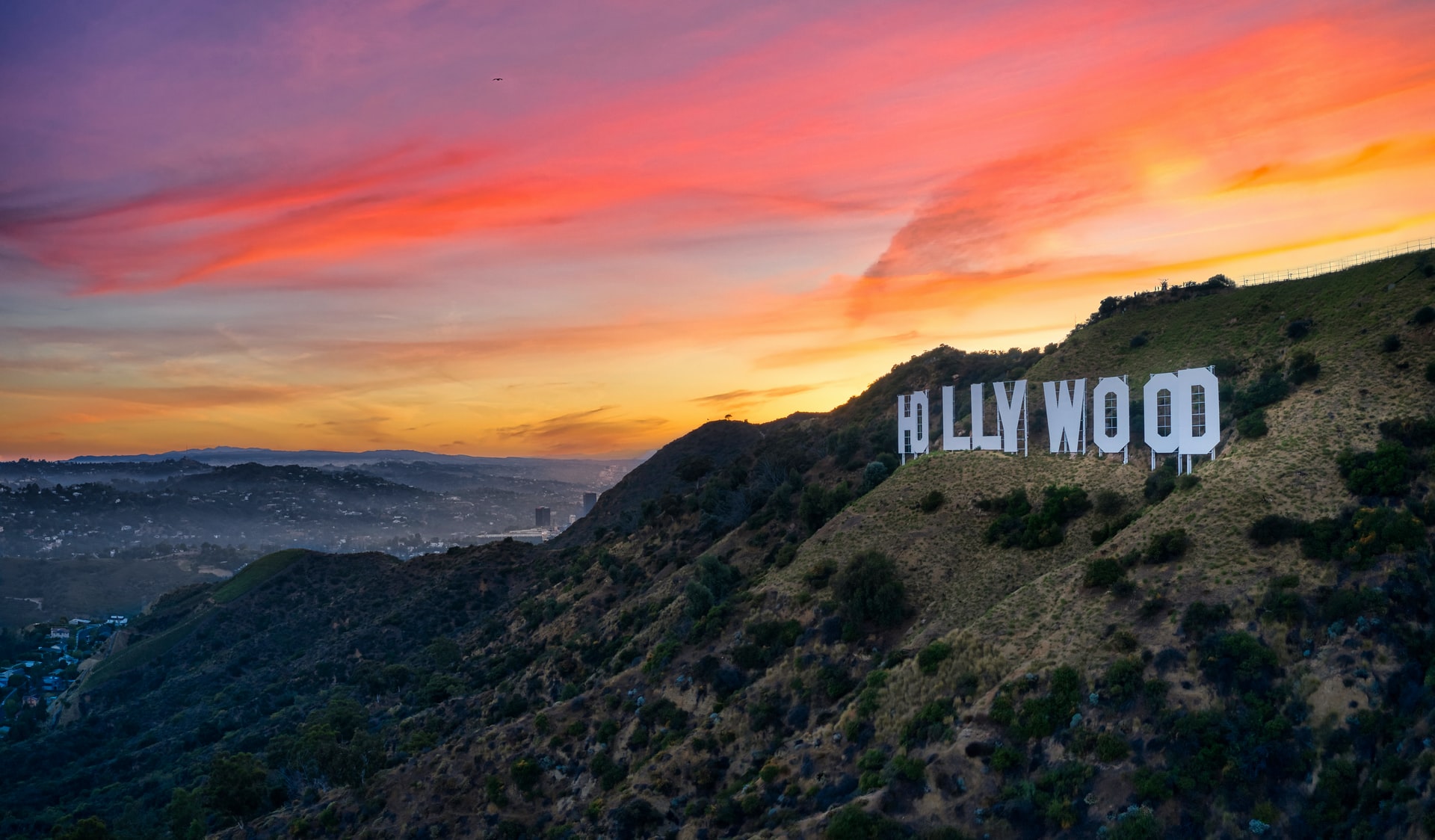 Things To Do near Burbank CA - La Casa Motel